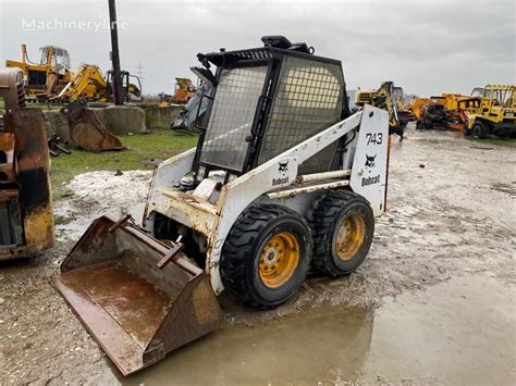 743 skid steer pdf|bobcat 743 tire size.